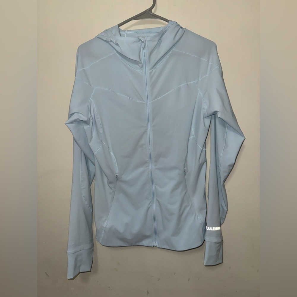 Lululemon Mist Over Windbreaker in Windmill $128 Size 8 - Picture 7 of 14